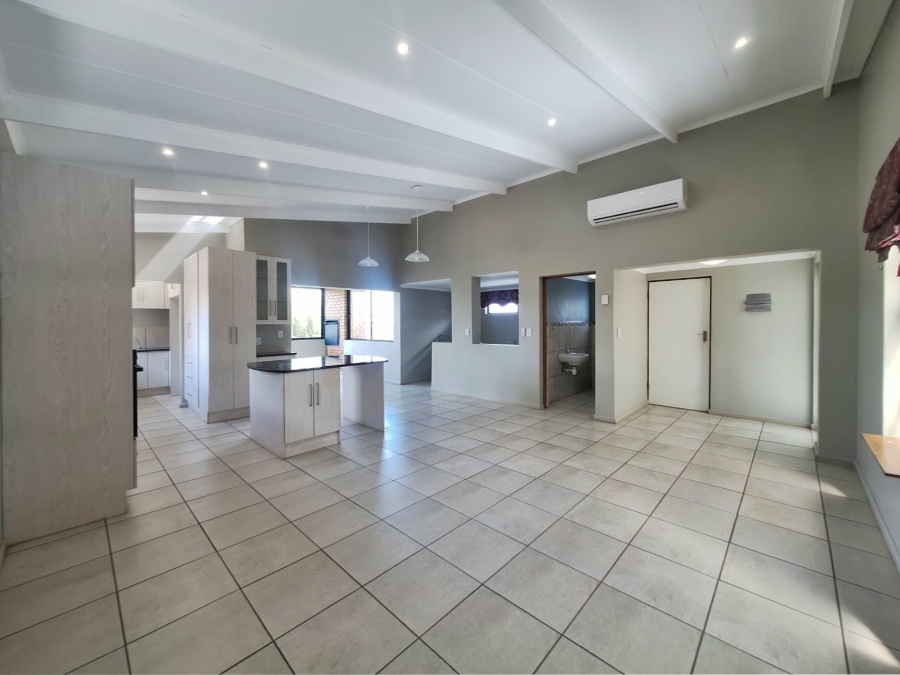 3 Bedroom Property for Sale in Magalies Golf Estate North West